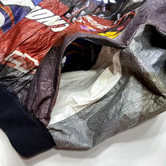 VTG 90s Jeff Gordon DuPont NASCAR Tyvek Jacket - Picture 3 of 4